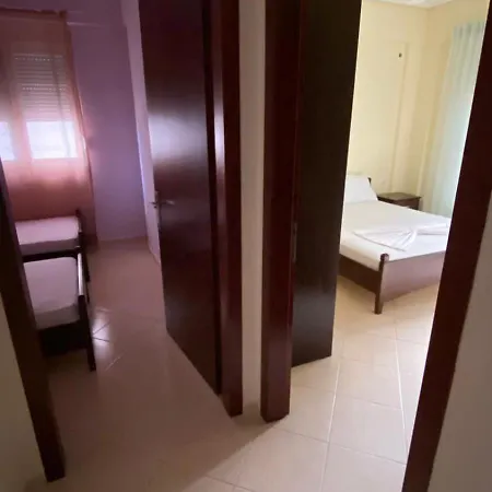 Sofia Sea View Apartamento Sarandë