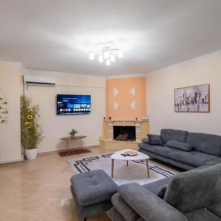 Sofia Sea View Apartment *